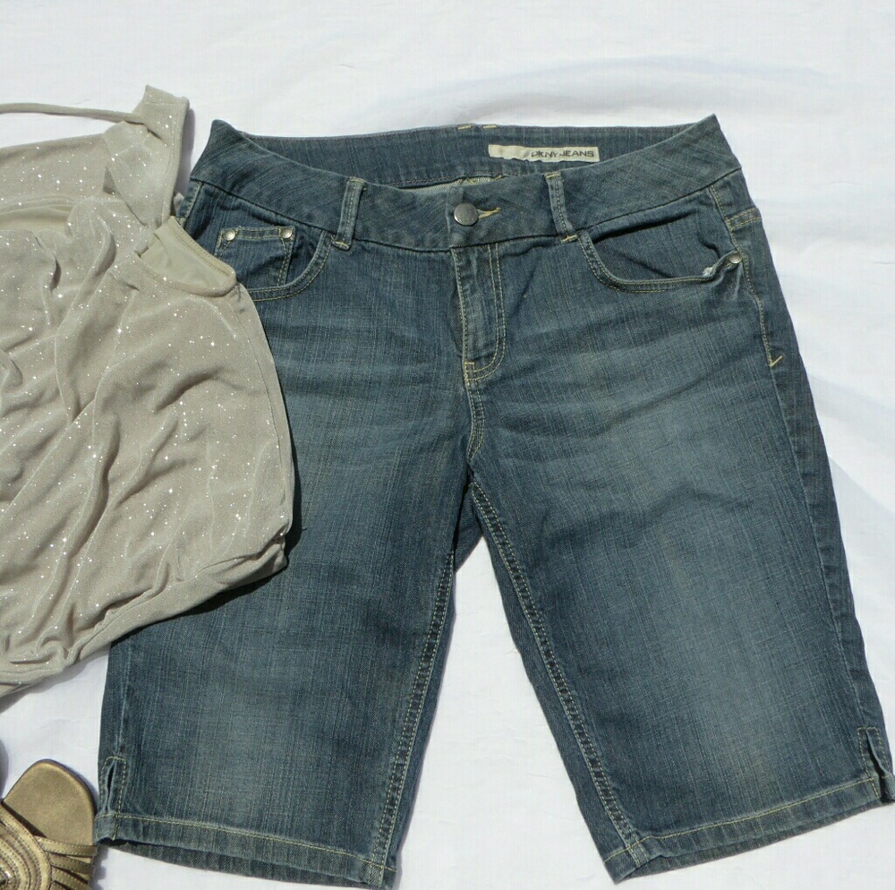 DKNY Cropped Jeans
